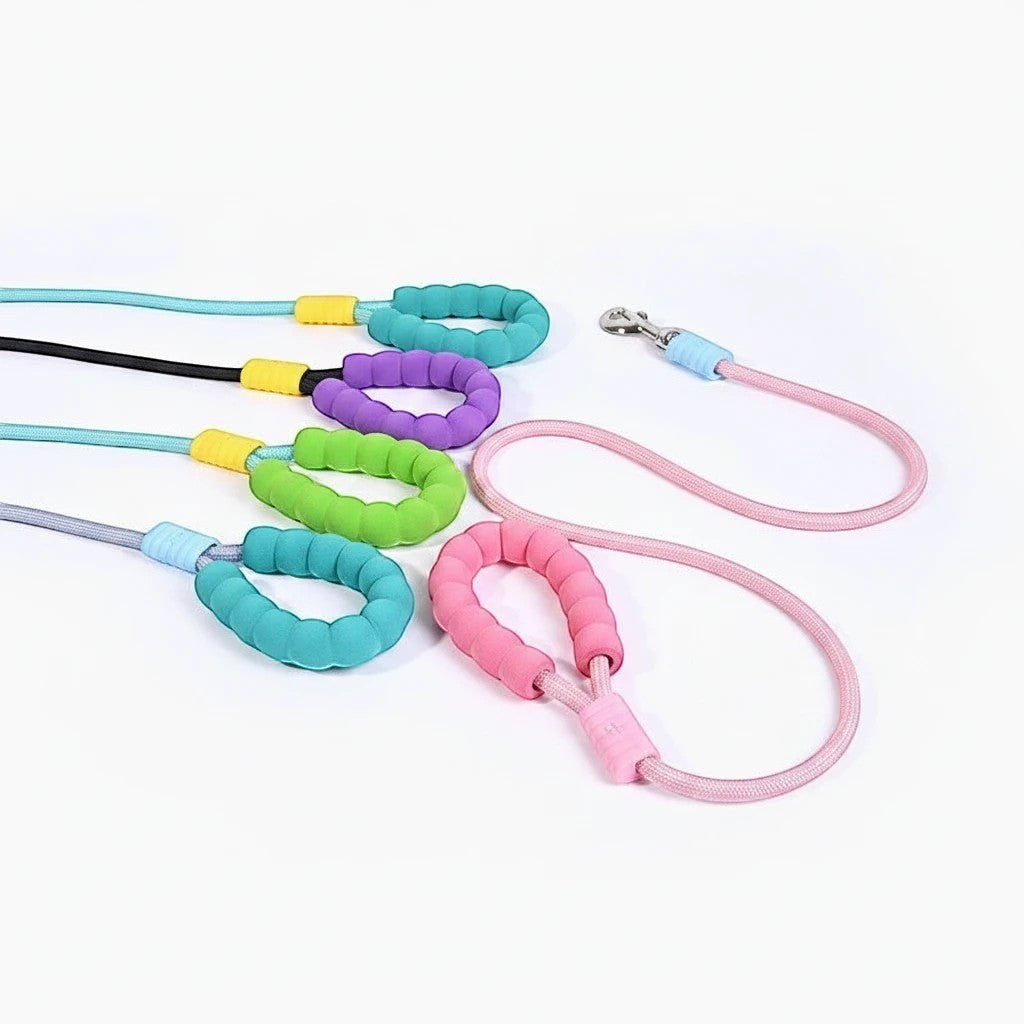 The Spoiled Pet Club Astor rope leashes in various vibrant colors with comfortable padded handles for dogs and cats.