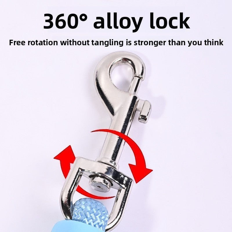 The Spoiled Pet Club Astor rope leash featuring a durable 360-degree rotating silver alloy metal clasp hook.